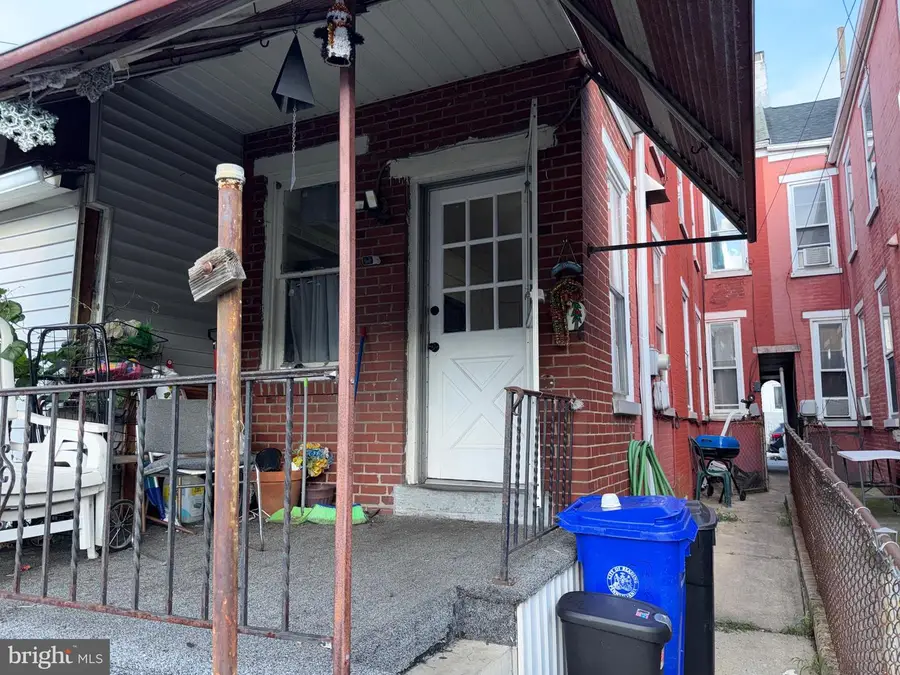 1336 Mulberry St, Reading, PA 19604 - #2