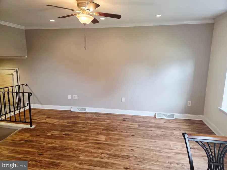 4956 Elderberry Dr, Reading, PA 19606 - #3