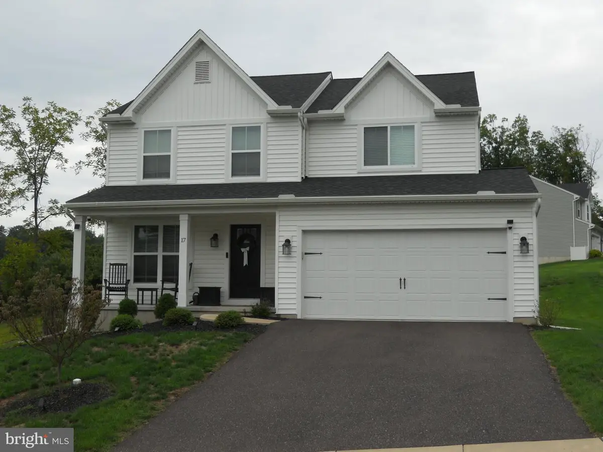 17 Crooked Ct, Reading, PA 19606 - #1