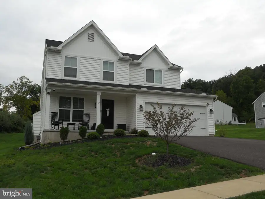 17 Crooked Ct, Reading, PA 19606 - #2