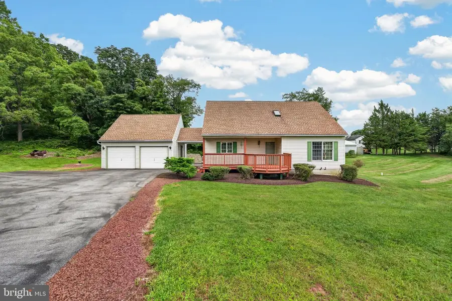 5039 Valley View Rd, Mohnton, PA 19540 - #2