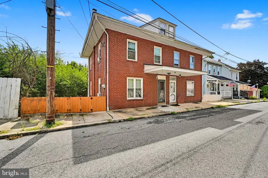 26 E Mohn St, Mohnton, PA 19540 - #3