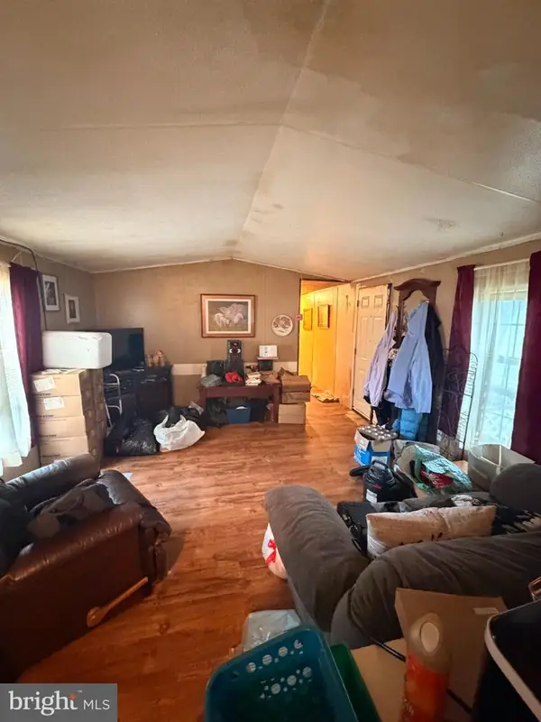 67 Ashford Ln, HEREFORD, PA 18056