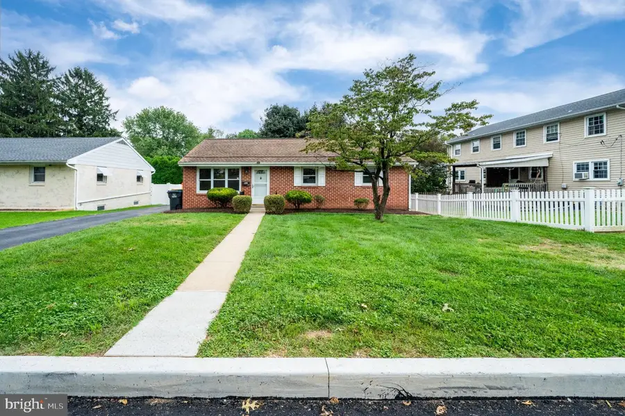 1952 Garfield Ave, West Lawn, PA 19609 - #3