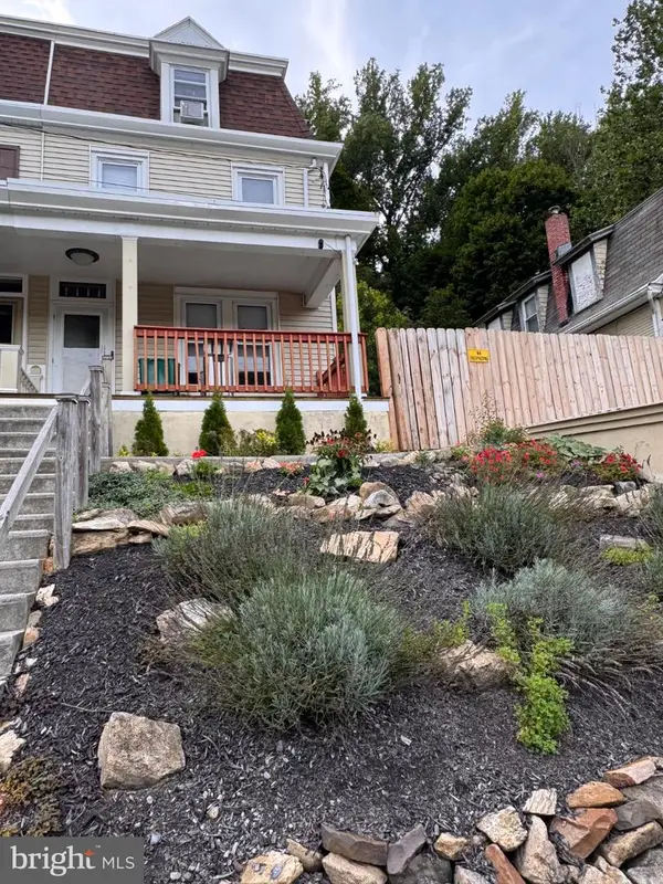 1438 Sesser Ln, READING, PA 19606