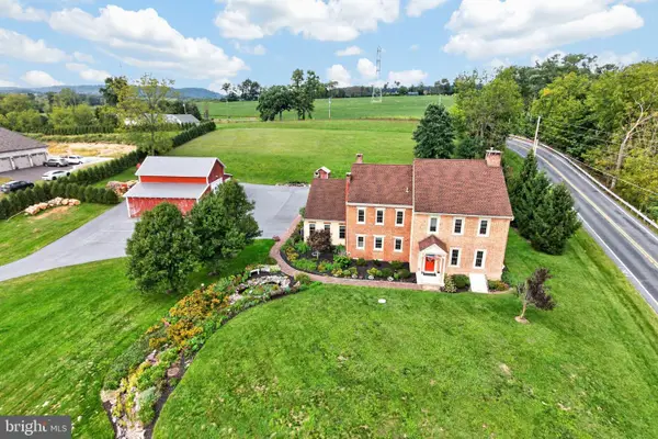 7 Davis Bridge Rd, BERNVILLE, PA 19506