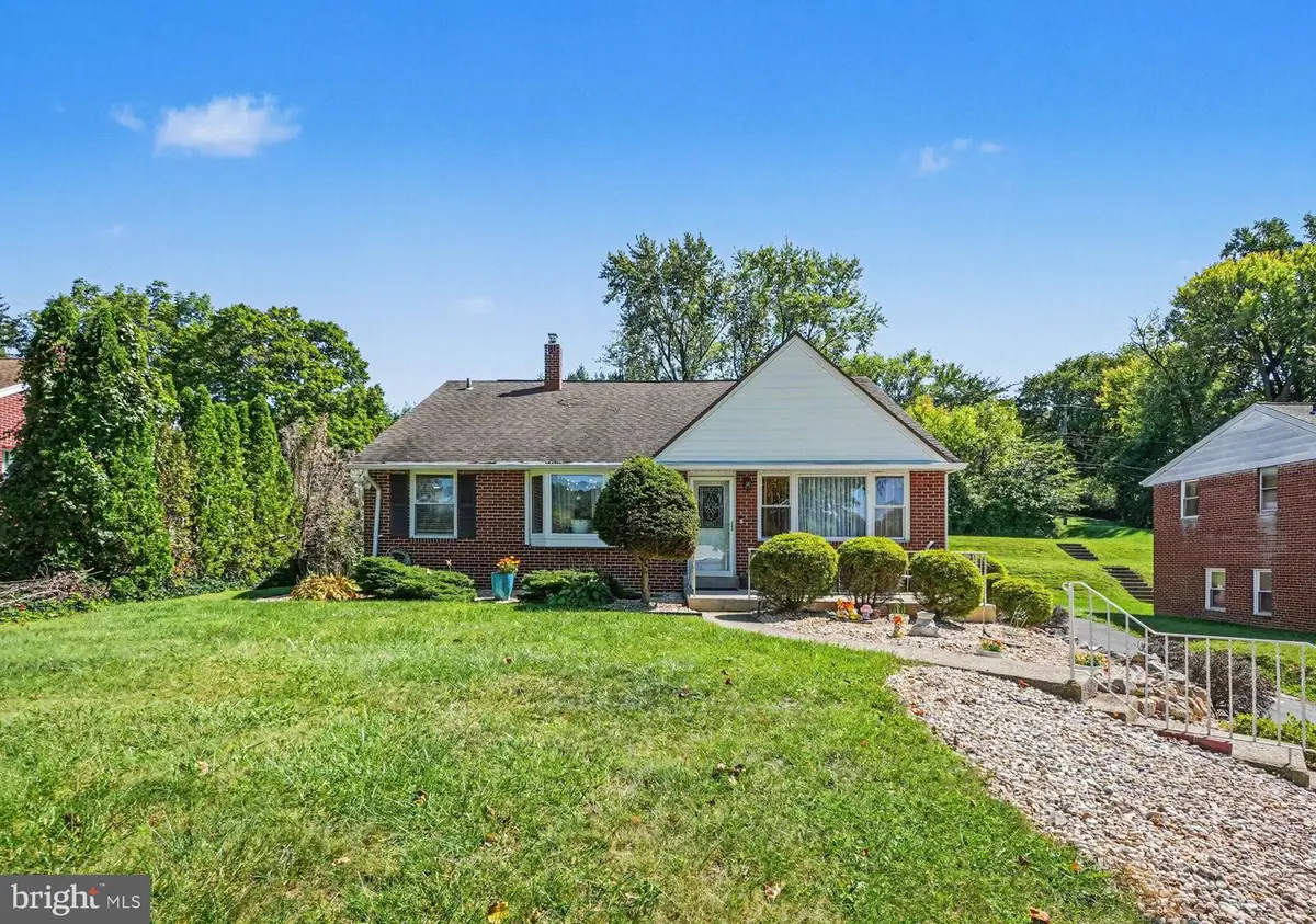 2309 Hampden Blvd, Reading, PA 19604 - #1