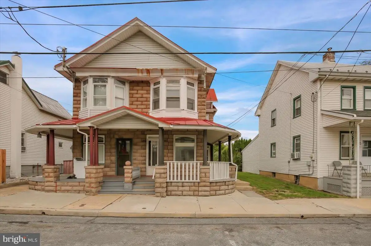 129 N Main St, Bernville, PA 19506 - #1
