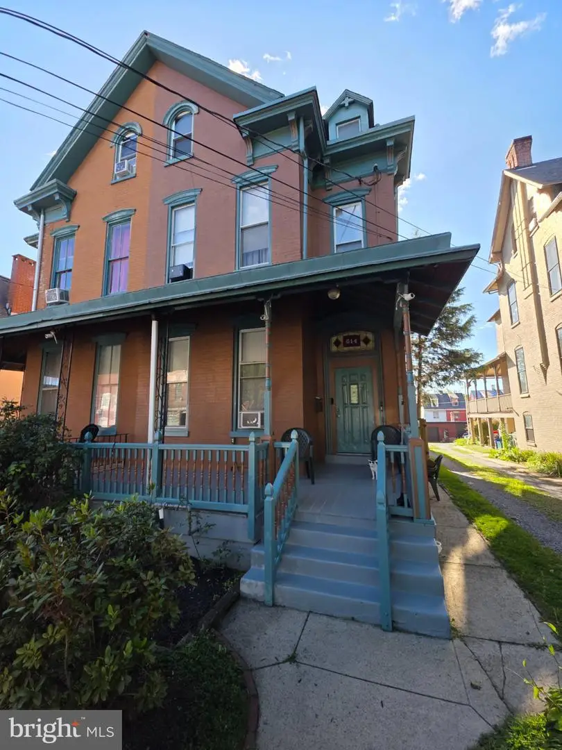 614 N 3rd St, Reading, PA 19601 - #1