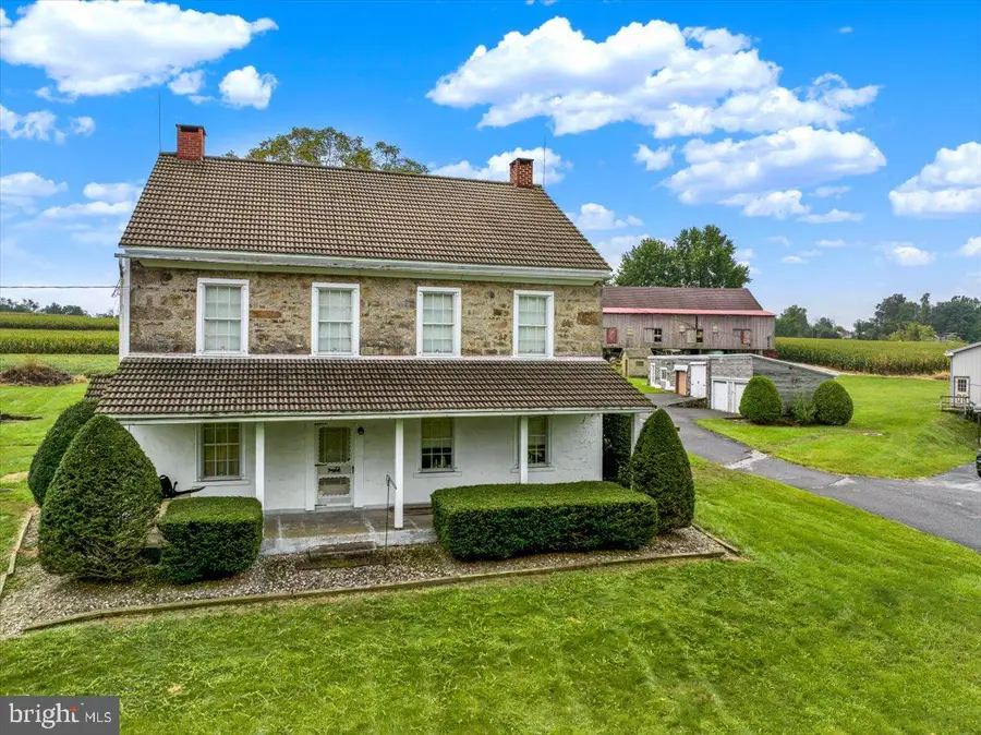 465 Antietam Rd, Reading, PA 19606 - #2