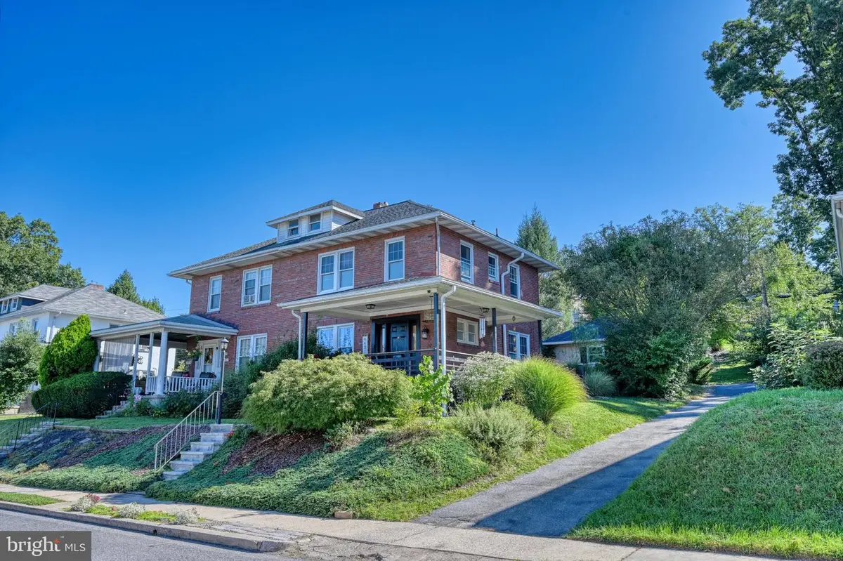 4421 10th Ave, Temple, PA 19560 - #1