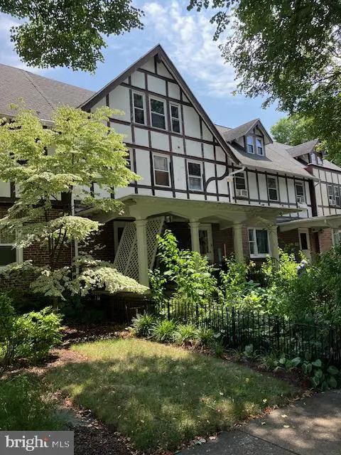 19 S Park Rd, WYOMISSING, PA 19610