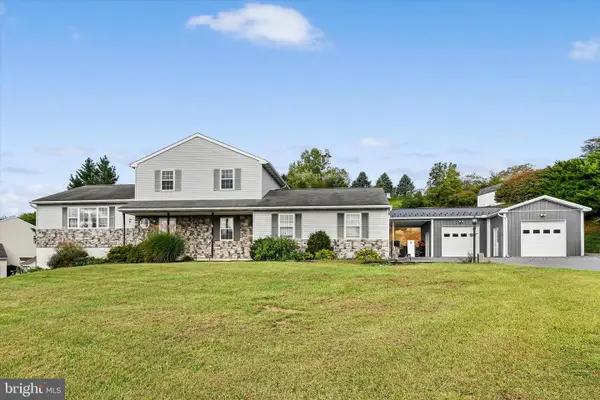 16 Jimmy Lee Ct, MOHRSVILLE, PA 19541