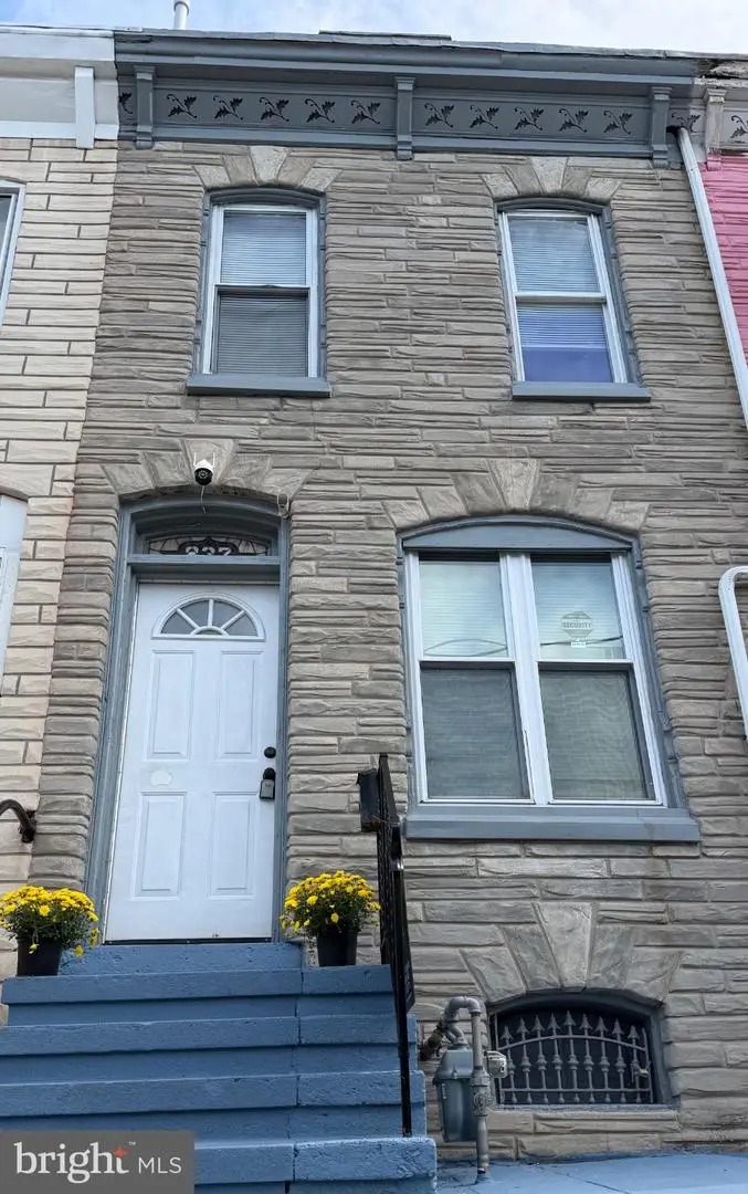 837 Locust St, Reading, PA 19604 - #1