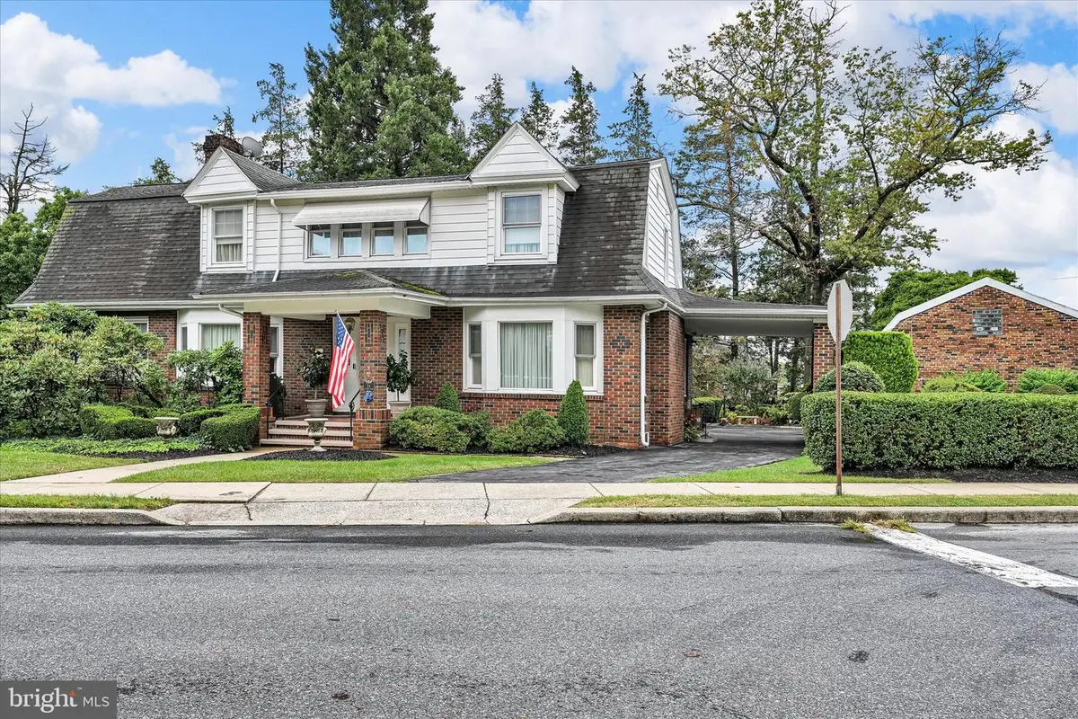 24 Upland Rd, Wyomissing Hills, PA 19609 - #1