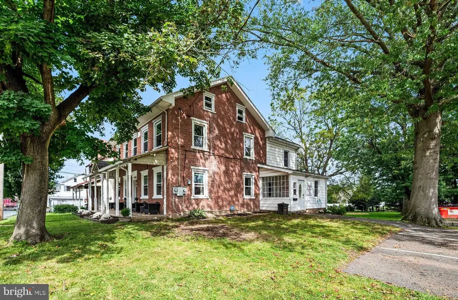 1203 Old Swede Rd, Douglassville, PA 19518 - #2