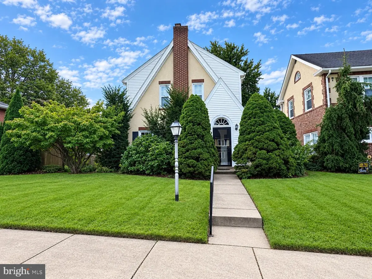 108 Spring Crest Blvd, Sinking Spring, PA 19608 - #1