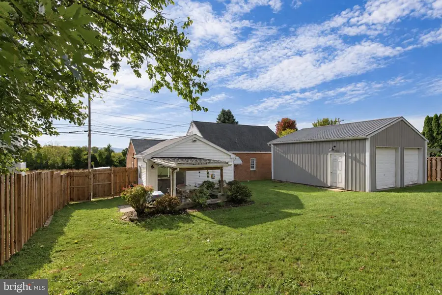 1082 W Leesport Rd, Leesport, PA 19533 - #2