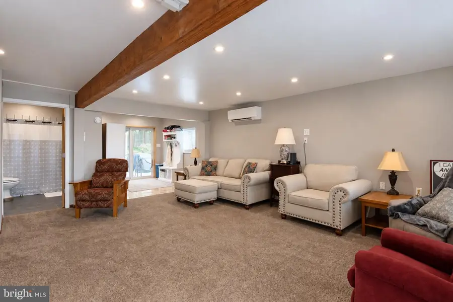 1082 W Leesport Rd, Leesport, PA 19533 - #3