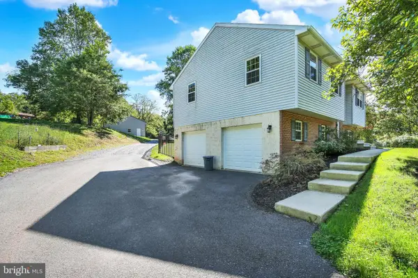 650 Gouglersville Rd, READING, PA 19608