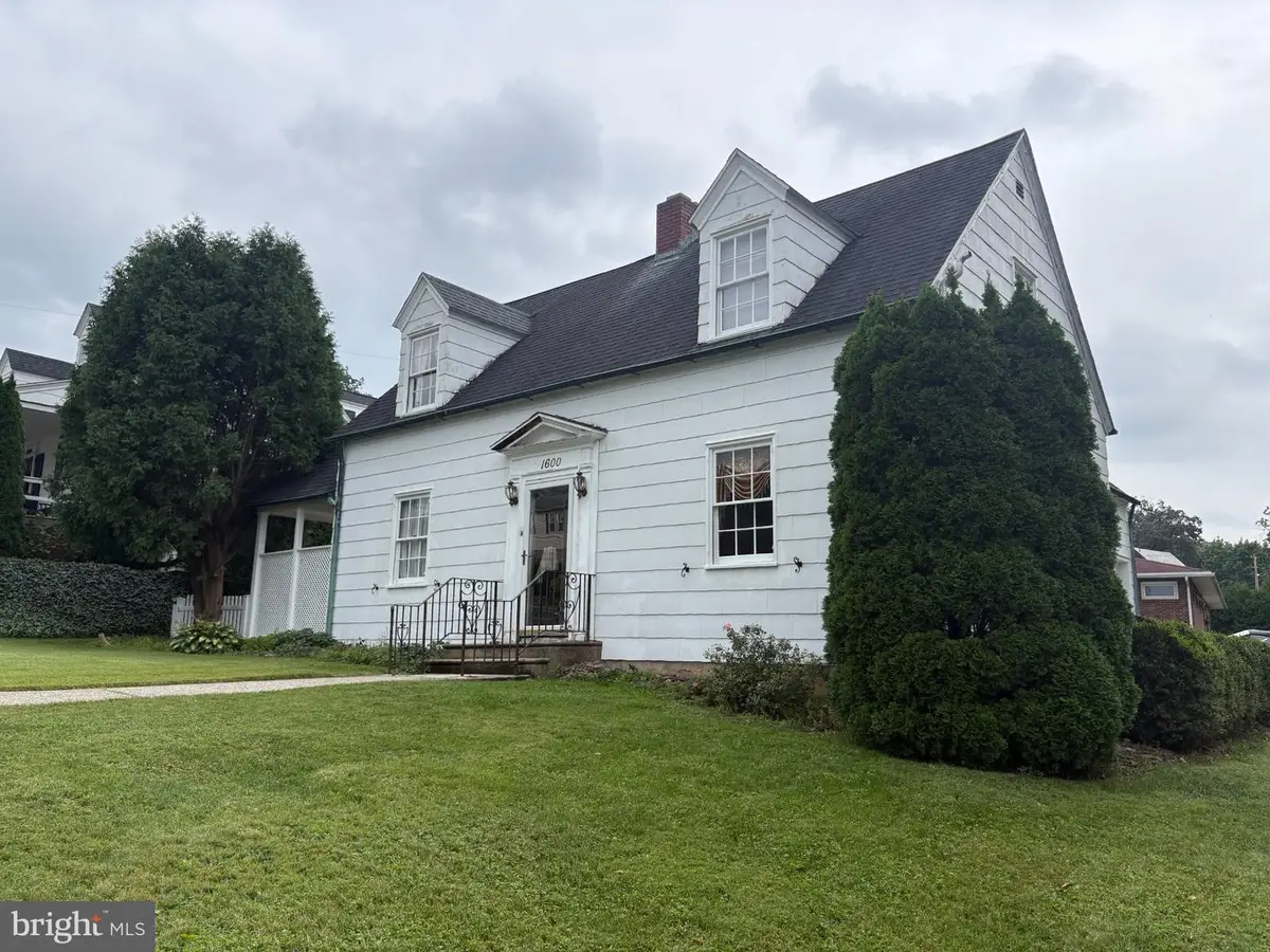 1600 Bern St, Reading, PA 19604 - #1