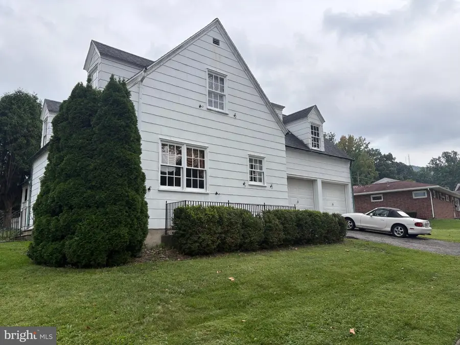 1600 Bern St, Reading, PA 19604 - #3