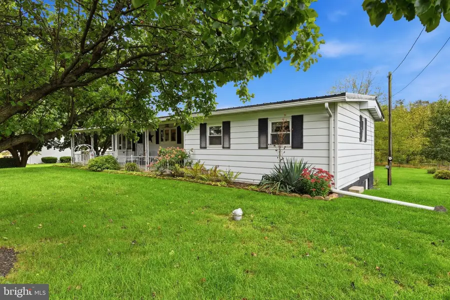 191 Shartlesville Rd, Mohrsville, PA 19541 - #2