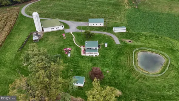 37 Big Bend Ln, ROBESONIA, PA 19551