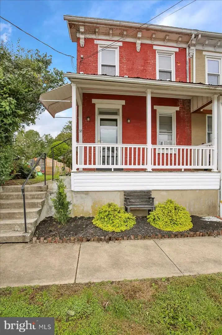 32 S Elm St, Robesonia, PA 19551 - #3