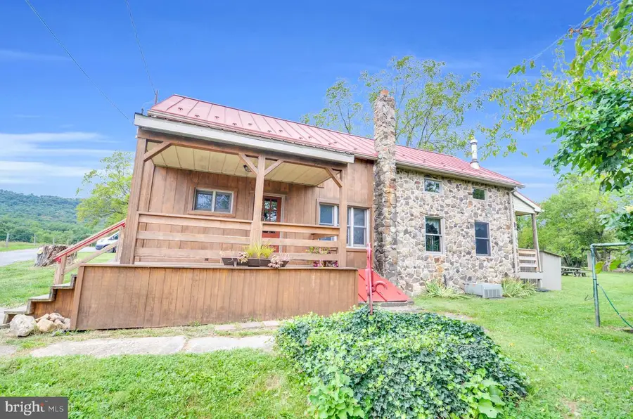 3390 Mountain Rd, Hamburg, PA 19526 - #3