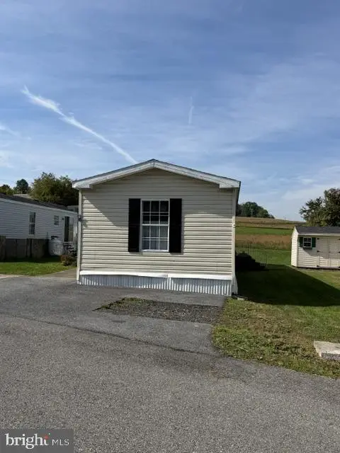 6 Green Acres Rd, Kutztown, PA 19530 - #1