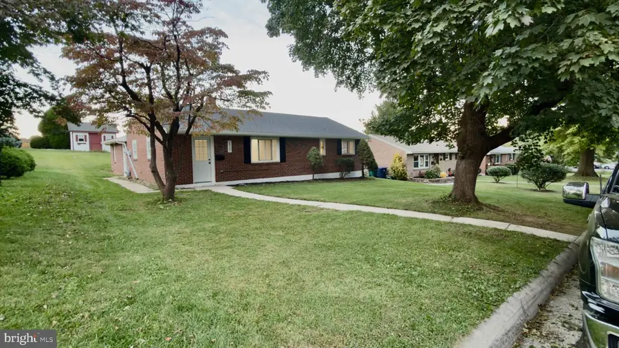 2037 Girard Ave, Reading, PA 19609 - #2