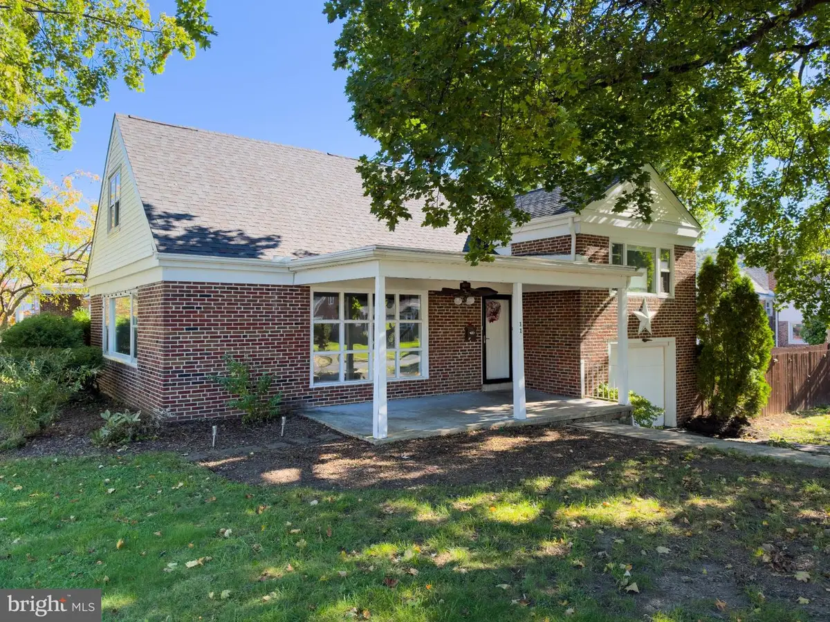 11 Harvey Ave, Reading, PA 19606 - #1