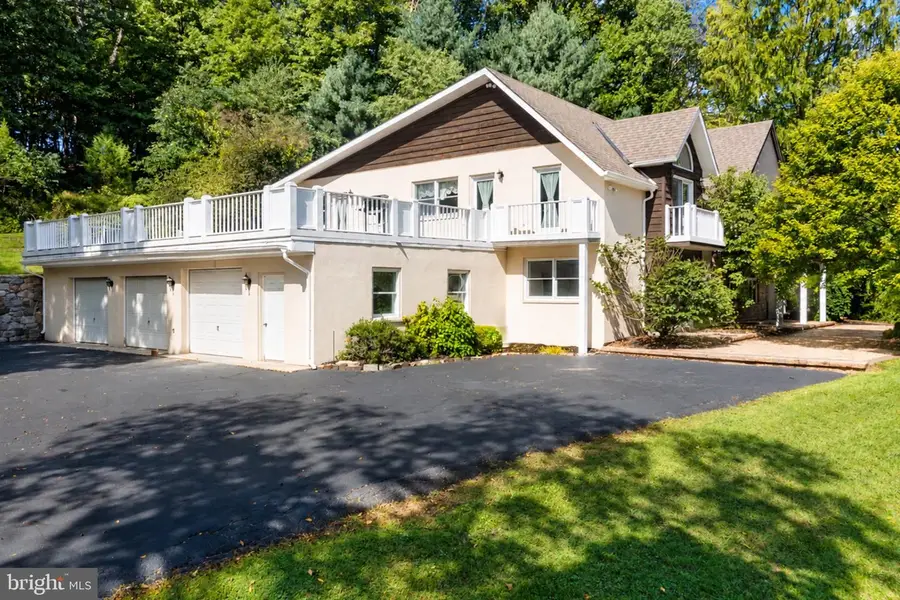 962 White Bear Rd, Birdsboro, PA 19508 - #2