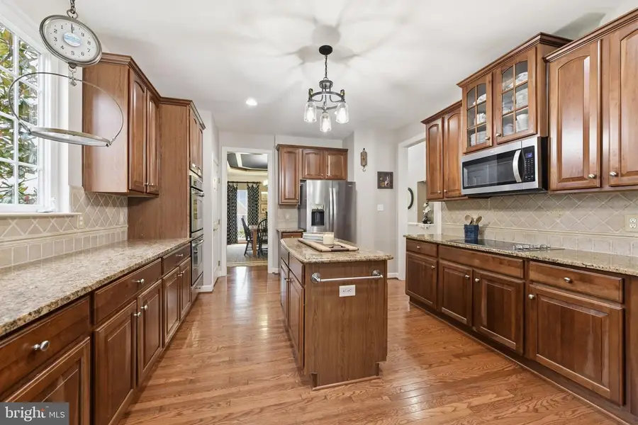 25 Winding Brook Dr, Sinking Spring, PA 19608 - #3