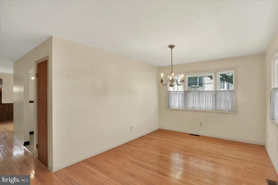 200 Popodickon Dr, Boyertown, PA 19512 - #3