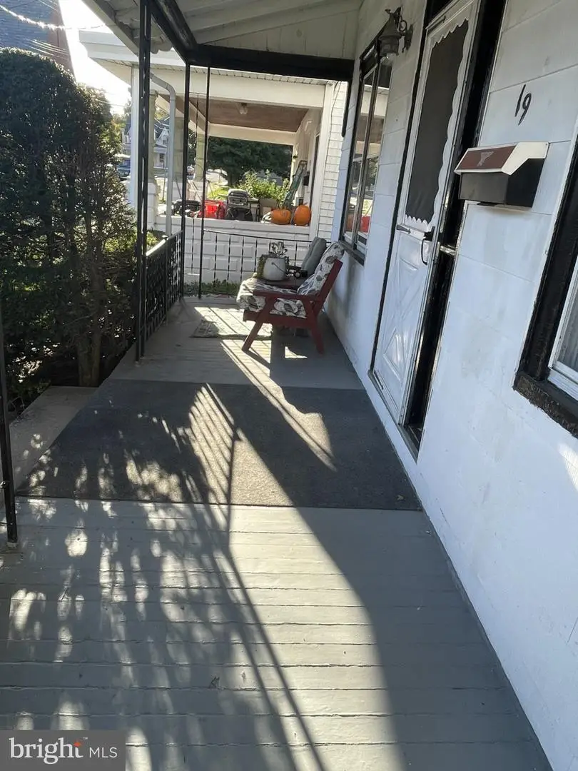 19 E Summit St, Mohnton, PA 19540 - #3