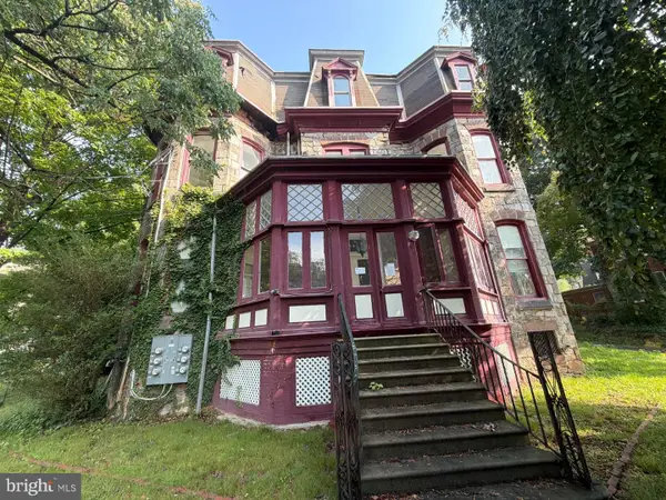 1521 Mineral Spring Rd, READING, PA 19602