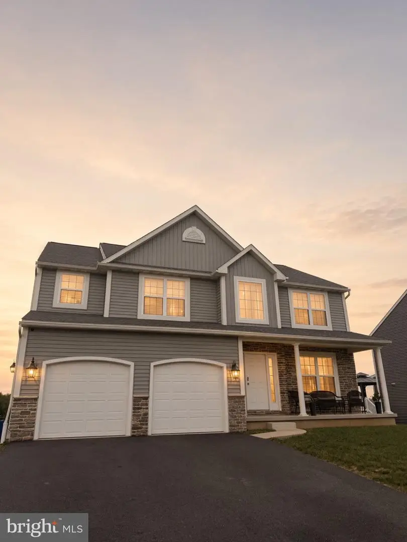 1007 Antonio Dr, Reading, PA 19605 - #1
