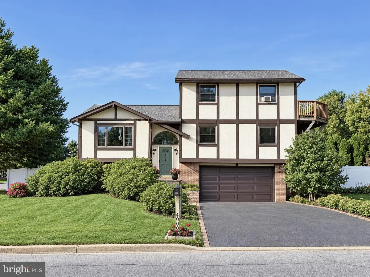 4000 Stoudts Ferry Bridge Rd, Reading, PA 19605 - #1