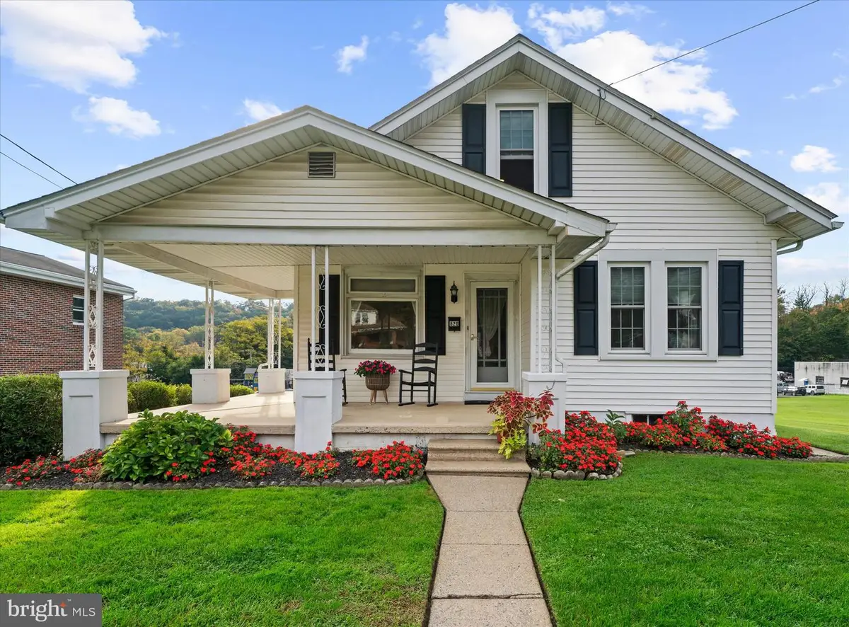 820 S Reading Ave, Boyertown, PA 19512 - #1
