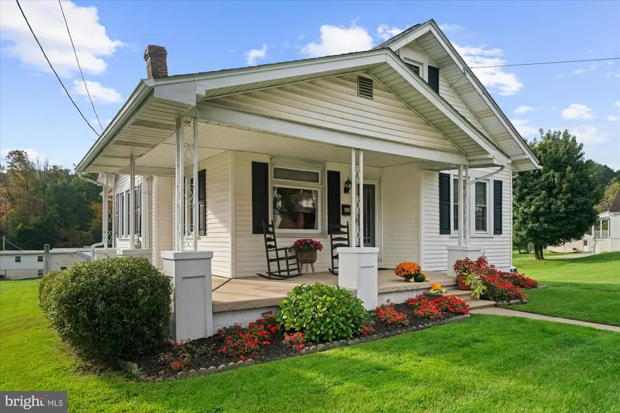 820 S Reading Ave, Boyertown, PA 19512 - #2