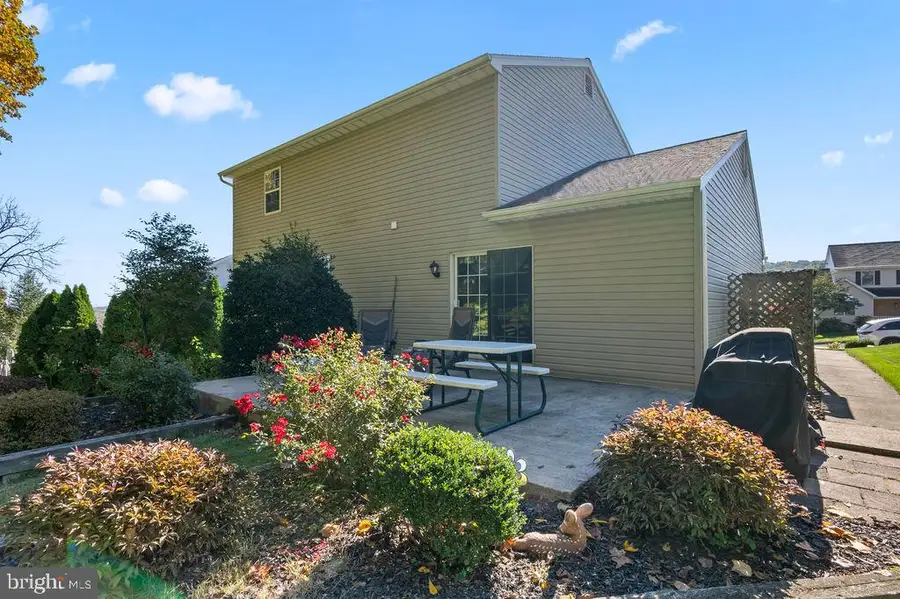 44 Patterson Dr, Robesonia, PA 19551 - #3