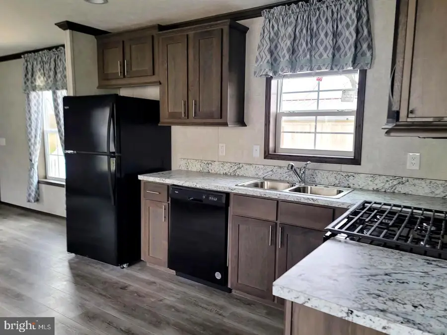 6801 Penn Ave #4, Wernersville, PA 19565 - #2
