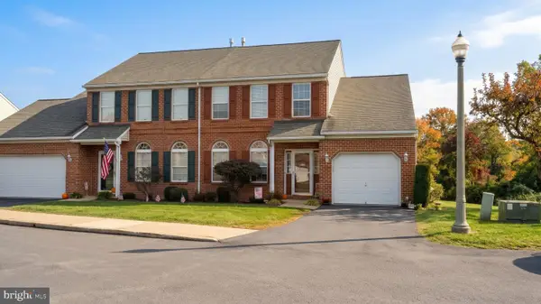 10 Fallowfield Cir, READING, PA 19607