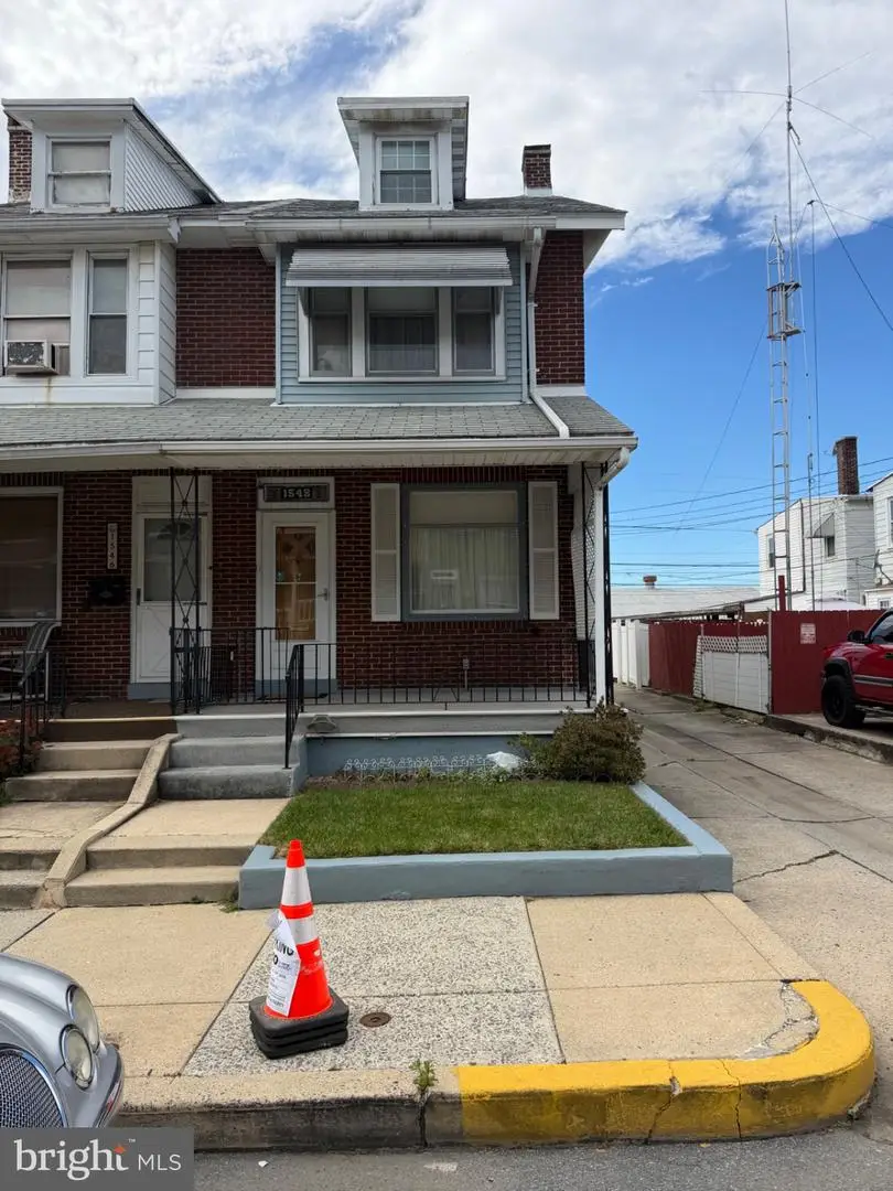 1548 Moss St, Reading, PA 19604 - #2