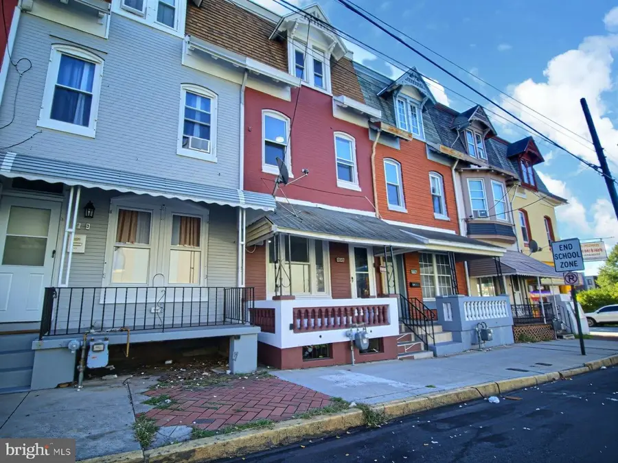 207 N 2nd St, Reading, PA 19601 - #2