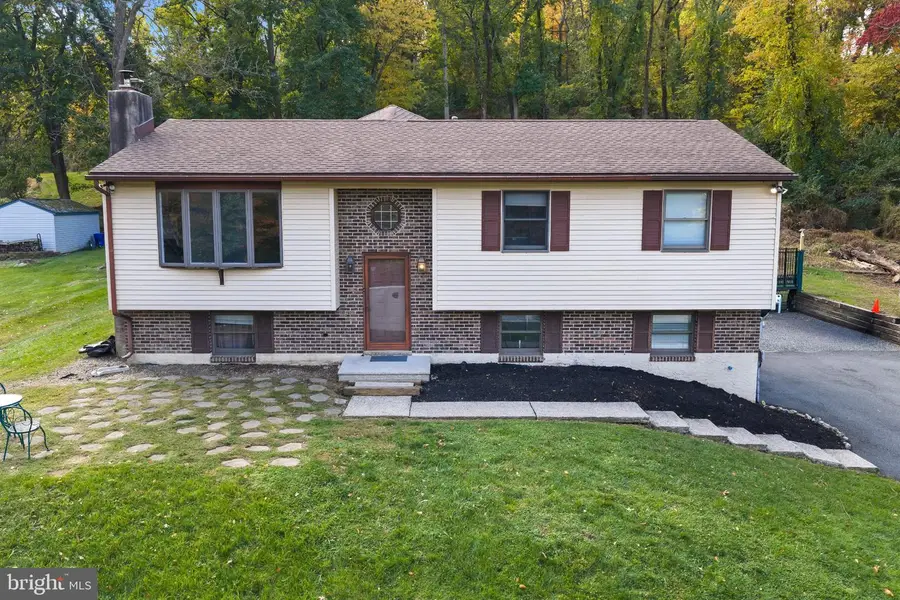 450 Parkview Rd, Reading, PA 19606 - #2