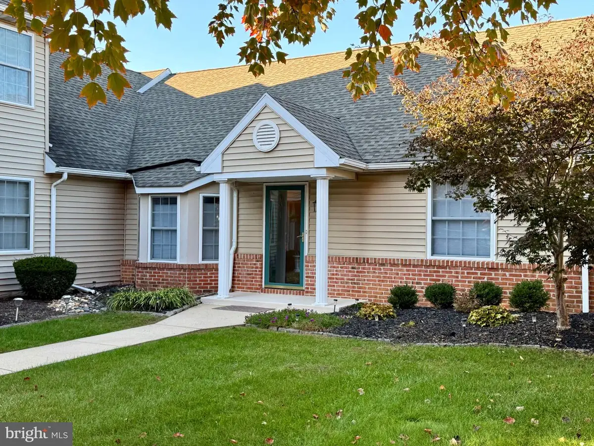 198 Heather Ln, Wyomissing, PA 19610 - #1