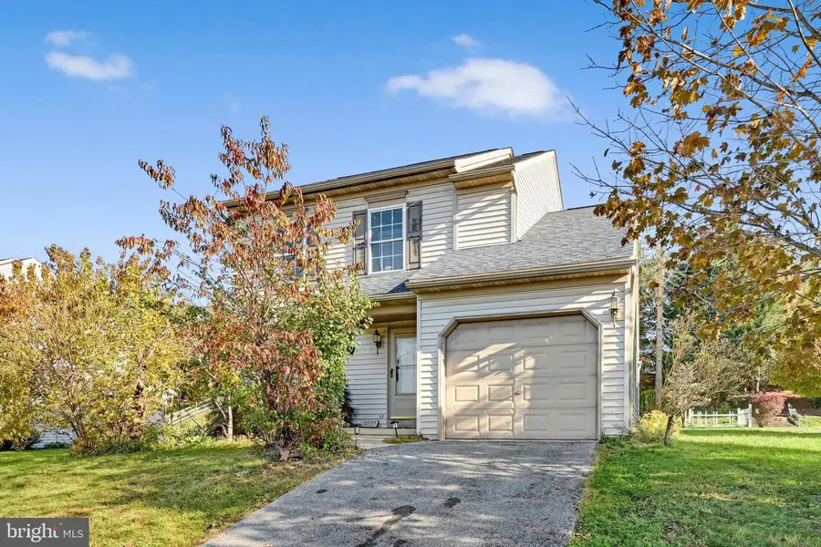 1037 Christina Dr, Leesport, PA 19533 - #2